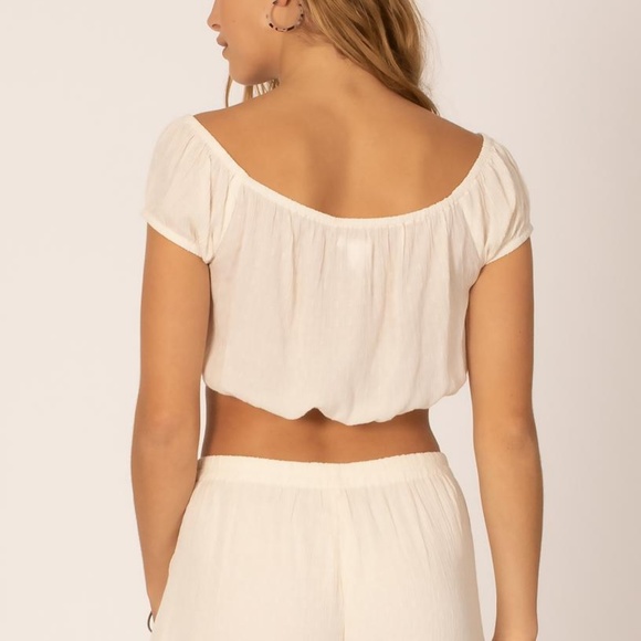 Elegant Cream Crop Top - Picture 3 of 6